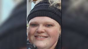 VIDEO: Large sheet of ice slides off building