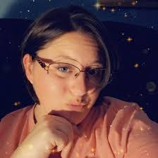 Candice Bundy's Instagram, Twitter & Facebook