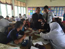 Maybe you would like to learn more about one of these? Malek A On Twitter Classrooms Visit By Tfm At One Of The Trust School Smk Seri Setia Kuching Yayasanamir Mytrustrestored Https T Co Hdj4irrqoa