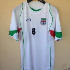 Daei currently manages persian gulf pro league club saipa and is the owner and ceo of daei sport. Iran Home Football Shirt 2004 2005