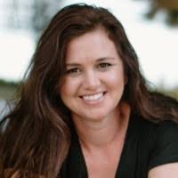 Jessica Marlow's Instagram, Twitter & Facebook