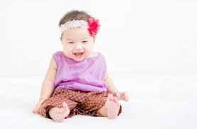 Dalam artikel ini kami sajikan untuk anda daftar terlengkap nama anak perempuan dalam islam terlengkap dengan artinya yang indah. 50 Pilihan Popular Nama Anak Perempuan Huruf F Indah Bermakna