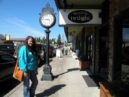 Family camping near forks surrounded by armed white nationalists (insider.com). Dazzled By Twilight Forks Wa Bild Von Forks Clallam County Tripadvisor