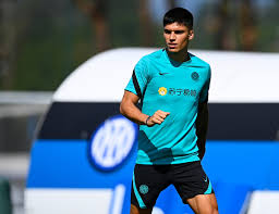 Starting to join in 2018, he successfully played in 117 games with a collection of 30 goals and 18 assist. 9fytlohrkzcusm