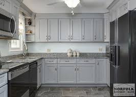 This Kitchen Remodel By Echelon Was Designed By John From Our Nashua Showroom These Homeowners Ar Grey Kitchen Kitchen Cabinet Colors Grey Granite Countertops