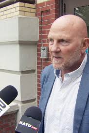 Newberg-Dundee schools superintendent takes medical leave