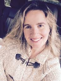 Tina Medlin's Instagram, Twitter & Facebook