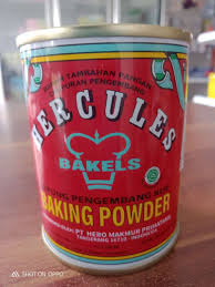 Baking powder is a leavening agent that contains a combination of alkali, acid and a moisture. Jual Hercules Baking Powder 110g Online April 2021 Blibli