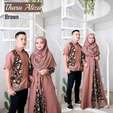 Gaun brukat gown wisuda wedding bridesmaid baju tunangan resepsi: Jual Gamis Couple Pasangan Couple Muslim Gamis Sarimbit Batik Kombinasi Jakarta Barat Batik Jawa Store Tokopedia
