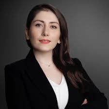 Cora Harms's Instagram, Twitter & Facebook