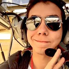 cineplanetoficial por favor, te quiero, mira que te pago una gaseosa de  16,50 pero, qué tiene que pasar para que vuelva la canchita recargable?🥺