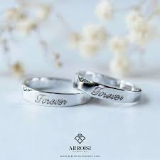 Biasanya cincin nikah terbuat dari emas yang tidak memiliki berlian. Cincin Kawin Cincin Couple Cincin Tunangan Perhiasan 786118774