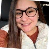 Amy Tavares's Instagram, Twitter & Facebook