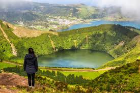 Die azoren umfassen neun größere und mehrere kleinere inseln, die 1369 km westlich vom europäischen festland (cabo da roca) liegen. Sao Miguel Azoren Allgemeine Reiseinfos Und Reisetipps Nat Worldwild