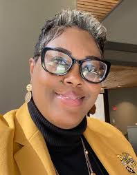 How to achieve a professional look in product photography?