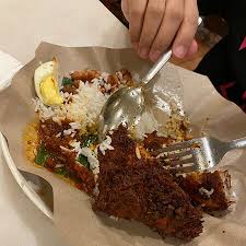 It's probably the best nasi lemak in kl, even if they shorted me on ikan bilis sobre village park restaurant. Village Park Nice And Delicious Nasi Lemak Enjoy With Vp Picture Of Village Park Restaurant Petaling Jaya Tripadvisor