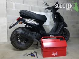 On se retrouve pour un debridage de scooter au niveau du carbu (60 km/h surtout de l'accel) tuto hultra simple et rapide donc. Debrider Un Scooter Tutoriel Photos Actualites Scooter Par Scooter Mag