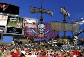 Im jahr 2021 waren die tampa bay buccaneers die erste mannschaft, die einen super bowl im heimischen stadion sowohl ausgetragen als auch gewonnen hat. Nfl Reisen Zu Den Tampa Bay Buccaneers Fairflight