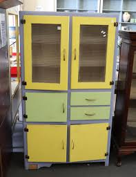 retro painted kitchen cupboard needs repair