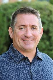 The Columns » Business Administration Professor Receives President's Award  from the Western Academy of Management » Washington and Lee University