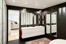 Sollten ihr badezimmer eine holzdecke haben, eignet es sich perfekt für den toskanischen stil. 33 Dunkle Badezimmer Design Ideen