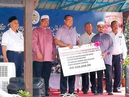 Tuan guru hj abdullah hj abdul rahman (meninggal pada mac 2008). Terengganu Perintis Latihan Kemahiran Di Sekolah Pondok