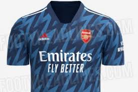 Fc bayern münchen trikot preise vergleichen und günstig kaufen bei idealo.de 128 produkte große auswahl an marken bewertungen & testberichte. Bergdesign 90er Look Ausweichtrikot Des Fc Bayern Geleakt Sky Sport Austria