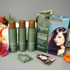 Infused with rich agave, velvety hibiscus oil, and fresh pineapple extract, it helps leave your hair tangle free with a healthy shine! Buy Agave Healing Oil Smoothing Treatment System 2 Applications Kit Online In Bahrain 274395739210