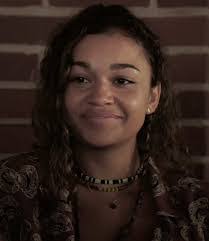 Serena Barnett's Instagram, Twitter & Facebook