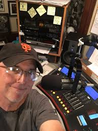 playing good Jazz right now from my home studio. commercial-free,  independent and not a business. it's a passion project. you're invited to  listen 24/7. https://thejazzstation365.com/ : r/Jazz