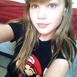 Brandy Belanger's Instagram, Twitter & Facebook