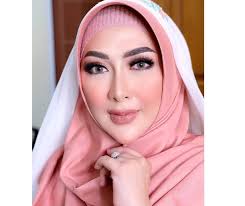 Bupati nganjuk novi rahman hidayat diringkus dalam ott kpk yang digelar kemarin malam. 5h1m1rjroxus4m