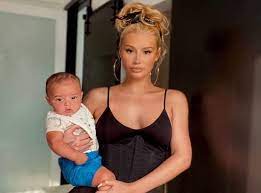 Iggy azalea is sticking by her friend britney spears. Iggy Azalea Shares First Photo Of Newborn Son Onyx After Confirming Split From Playboi Carti The Independent