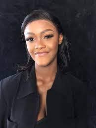 Antoinette Noah's Instagram, Twitter & Facebook