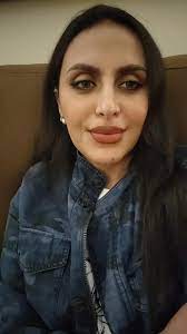 أكدت الممثلة والمذيعة شيرين الطحان أنها ضد التصنيف لها في الوسط الفني. Ø´ÙŠØ±ÙŠÙ† Ø§Ù„Ø·Ø­Ø§Ù† Home Facebook