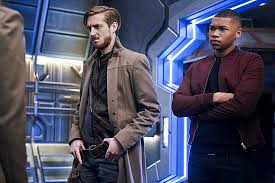 For now, the mystery of who patrick j. Series Sinopsis De Dc S Legends Of Tomorrow 1x12 Y Posible Revelacion Del Personaje De Patrick J Adams Bds