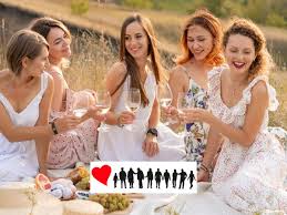 Sidney lee (muligvis født søren hassel hansen 25. Outfit Decke Co Das Perfekte Sommer Picknick Mit Diesen Essentials Gelingt Es Dir Bunte De