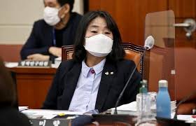 충북 영동군은 국내 유일의 포도·와인 산업 특구이자 와인 생산지인데요. ìœ¤ë¯¸í–¥ ì™€ì¸ ì´ì •ë¦¬