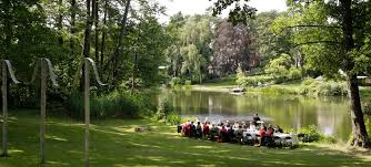 Gartenhaus aus holz wählen sie für die ausstattung ihres gartens einen echten klassiker, der sie ab dem ersten moment begeistert. Haus Am Waldsee Berlin Haus Am Waldsee Ort Der Internationalen Kunst In Berlin Mieten Bei Event Inc