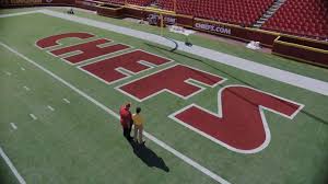KC actor recalls filming Snickers commercial with Andy Reid | Kansas City  Star