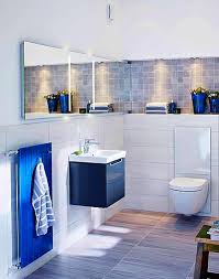 Kleine badezimmer brauchen mehr planung und präzise gestaltung, denn eine schlechte entscheidung kann den raum noch kleiner wirken lassen. Fliesen Selbst Verlegen Und Dem Badezimmer Frischen Glanz Verleihen Regio Aktuell24