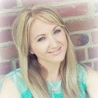 Allison Dailey's Instagram, Twitter & Facebook