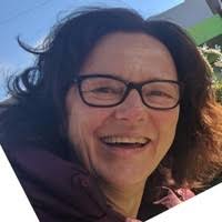 40+ perfiles de «Helen Plummer»