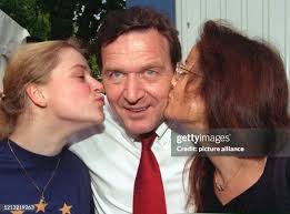 145 Barbara Schroeder Photos & High Res Pictures