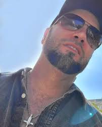 Artist of the Day: AG Orloz