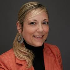 Abby Melling's Instagram, Twitter & Facebook