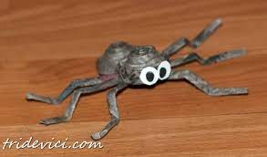 Hier finden sie eine anleitung dafür. Spinne Aus Papier Basteln Anleitung Dekoking Diy Bastelideen
