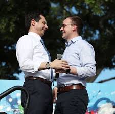 Mayor of south bend, indiana. Who Is Pete Buttigieg S Husband Chasten