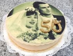 Einladungen zur goldenen hochzeit selbst gestalten. Goldene Hochzeit Jubilaumstorte Golden Wedding Anniversary Cake Goldener Hochzeitstag Goldene Hochzeit Geschenkideen Goldene Hochzeit
