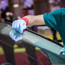 Mobile windscreen (kota damansara) sdn bhd Dolwa Cermin Car Windscreen Windscreen Specialist Kereta Cermin